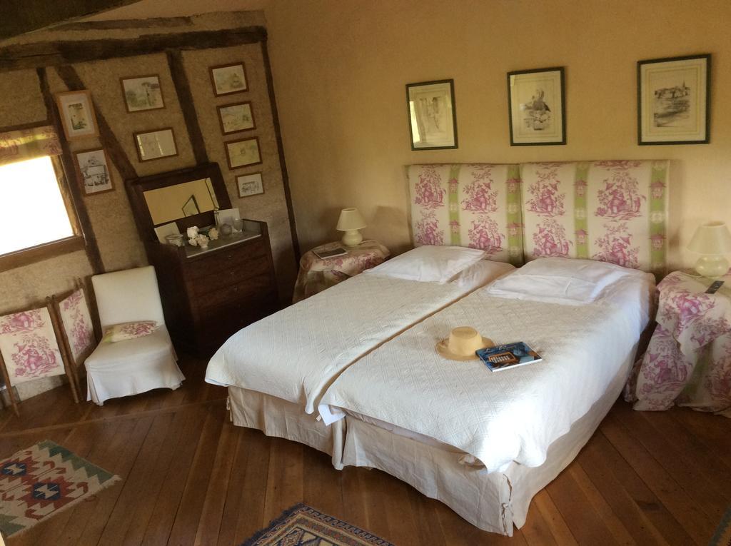 梅拉格城堡旅馆 卡斯特尔诺-德蒙特米尔 外观 照片